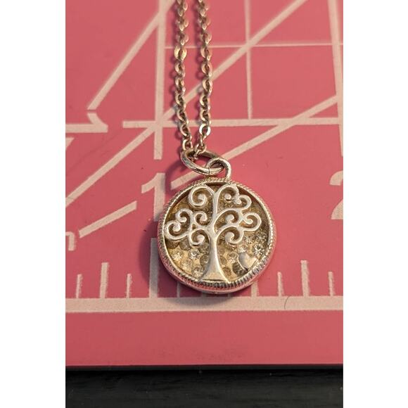 LA Family Tree 'My Family My Love' Pendant Necklace - Picture 4 of 6